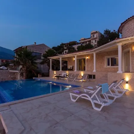Alis Stunning Sea View With Infinity Pool Villa